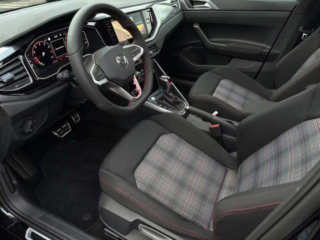 Volkswagen Polo 2.0 TSI DSG GTI