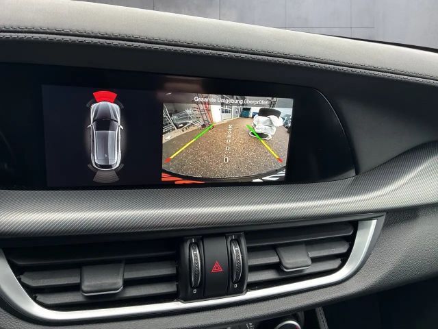 Alfa Romeo Stelvio AT8 Q4 Veloce