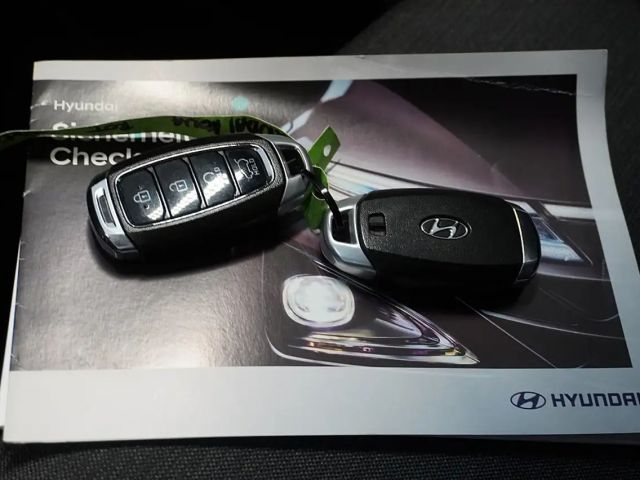 Hyundai Kona 64 kWh Electric Prime