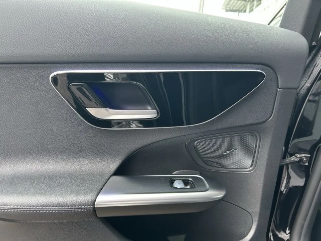 Mercedes-Benz C 200 AVANTGARDE C 200 d Estate