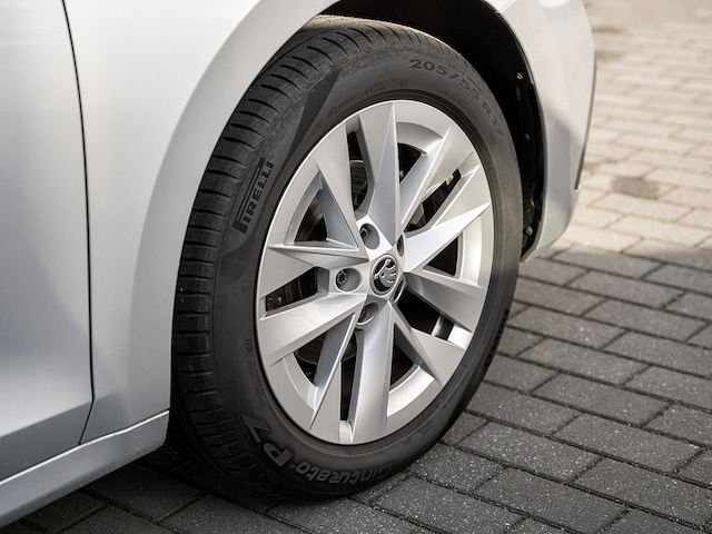 Skoda Octavia 2.0 TDI Combi Style Style