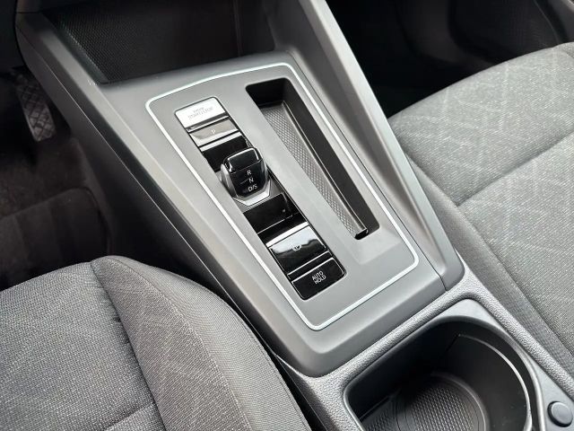 Volkswagen Golf DSG Life Variant