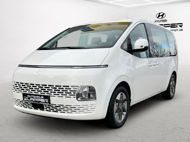 Hyundai Staria Trend