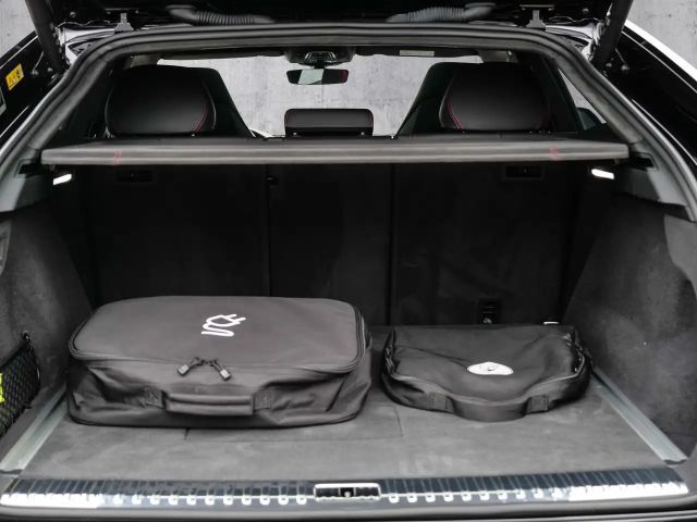 Lamborghini Urus SE Nero Helene, Style Pack High Gloss Black