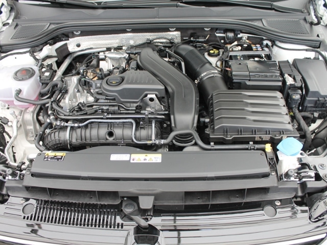 Volkswagen Golf 1.5 TSI Golf VIII