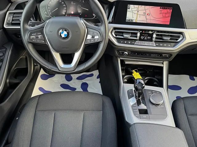 BMW 320 320d Advantage pakket Sedan
