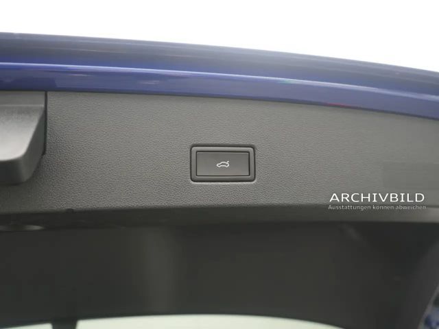 Volkswagen T-Roc R MEMORY DCC KAM CARPLAY KEYLESS SHZ