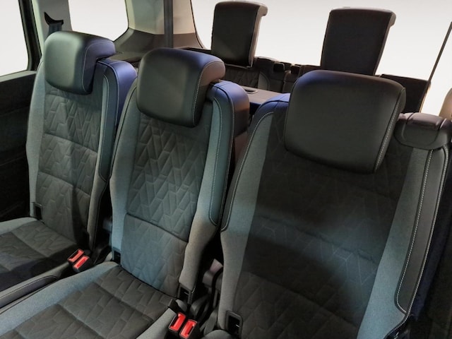 Volkswagen Touran 1.5 TSI DSG