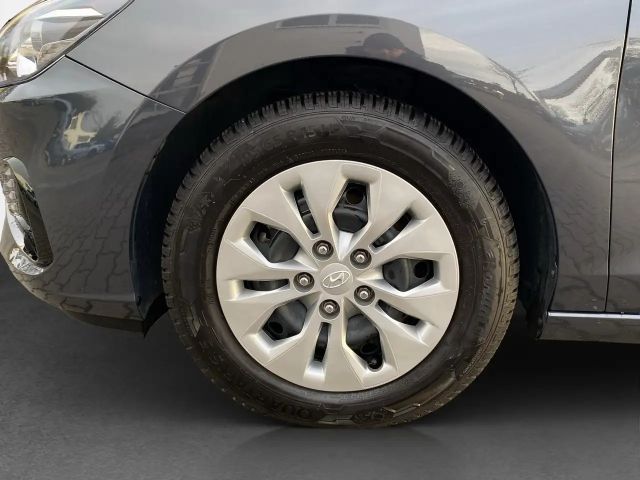 Hyundai i30 Hybrid Select