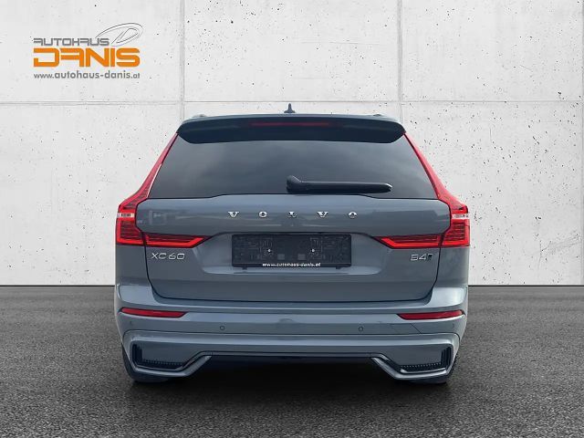 Volvo XC60 AWD Dark Plus