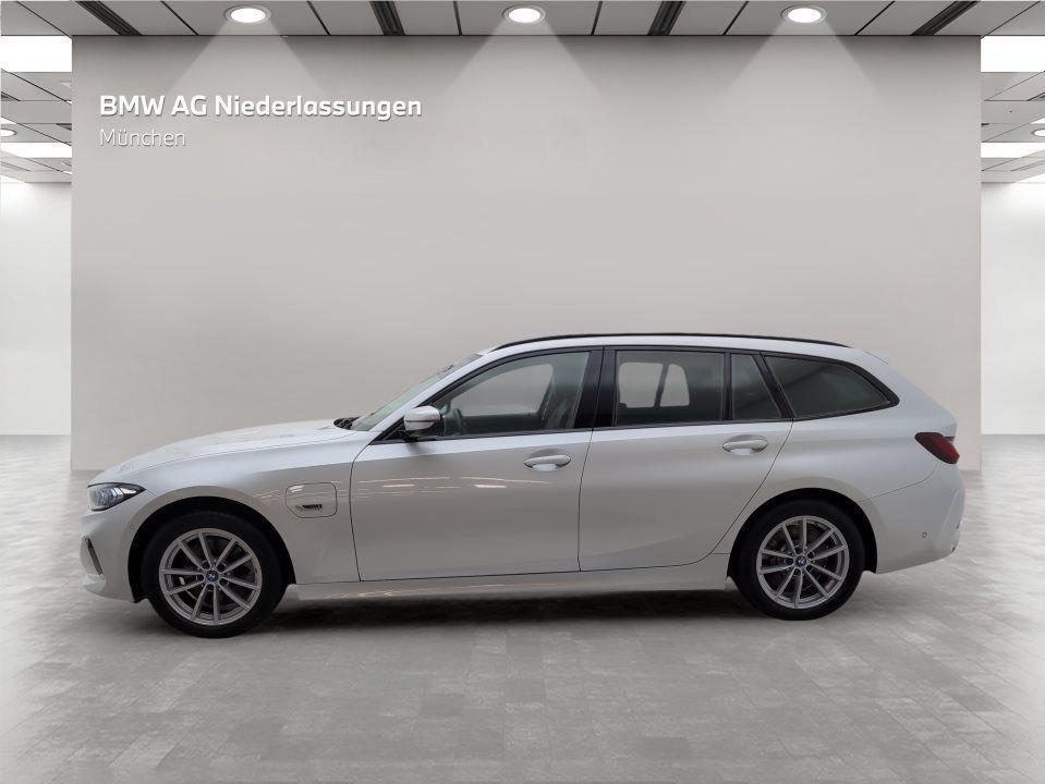 BMW 330 330e Touring xDrive