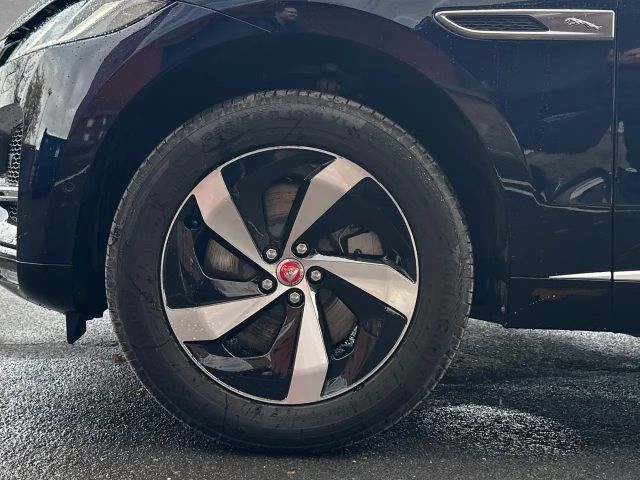 Jaguar F-Pace AWD P400e S