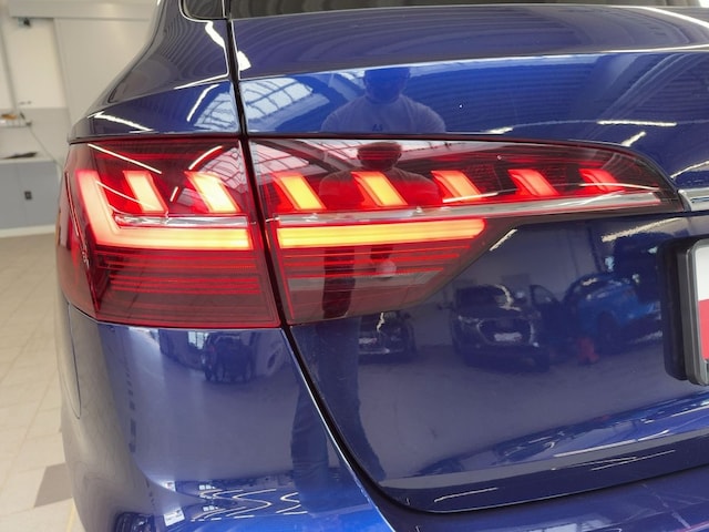 Audi A4 35 TFSI Avant S-Tronic