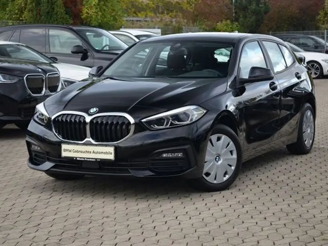 BMW 116 116d Sedan