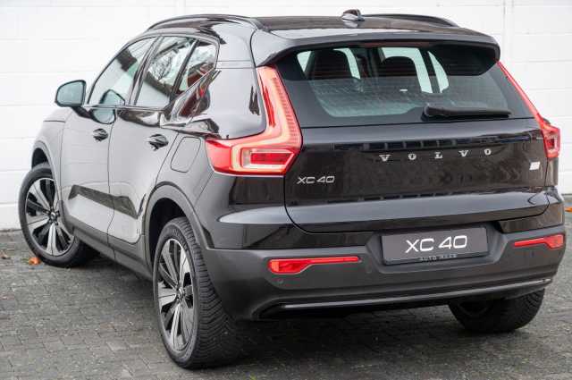Volvo XC40 Core Recharge