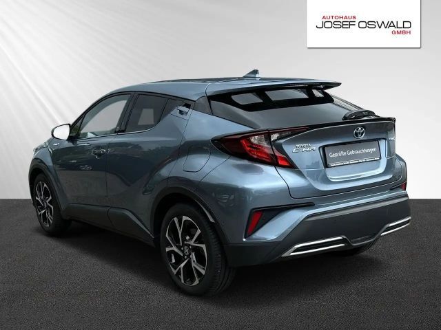 Toyota C-HR Hybride Team D