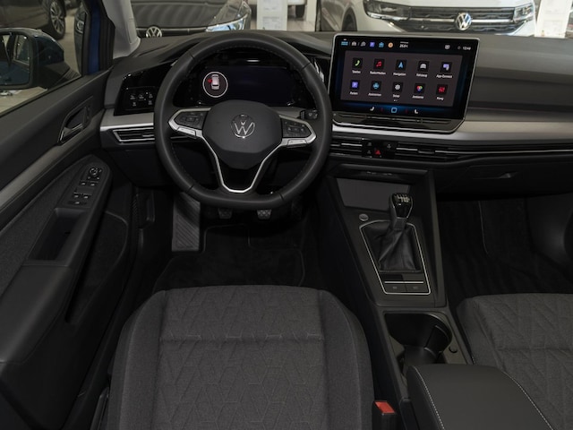 Volkswagen Golf Life Variant