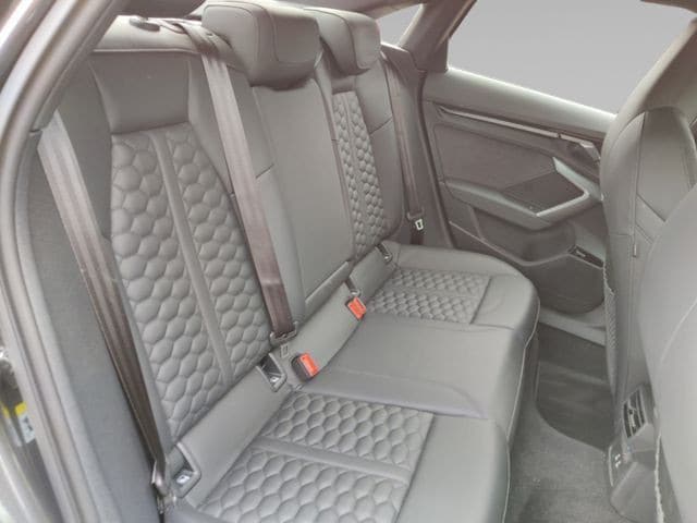 Audi RS3 Quattro S-Tronic Sedan