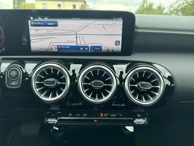 Mercedes-Benz A 180 A 180 d Hatchback