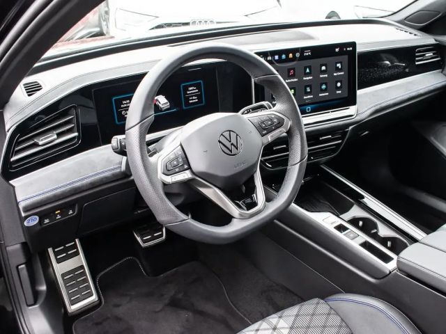 Volkswagen Passat DSG R-Line eHybrid
