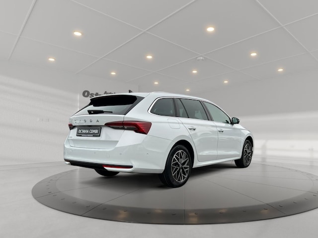 Skoda Octavia Combi Selection