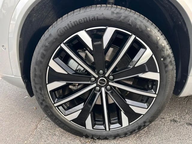 Volvo XC90 AWD Plus T8