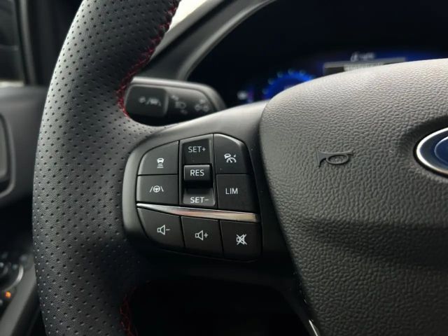 Ford Focus EcoBoost ST Line Wagon