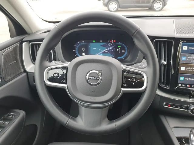 Volvo XC60 AWD Dark Plus T6