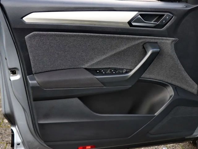 Volkswagen T-Roc 1.0 TSI Move Plus