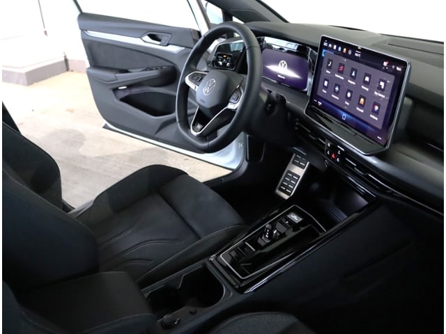 Volkswagen Golf 1.5 eTSI DSG Golf VIII