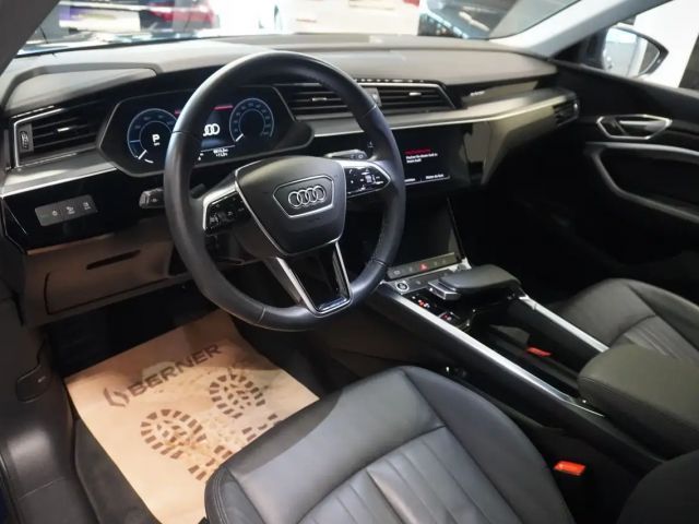 Audi e-tron Business Quattro