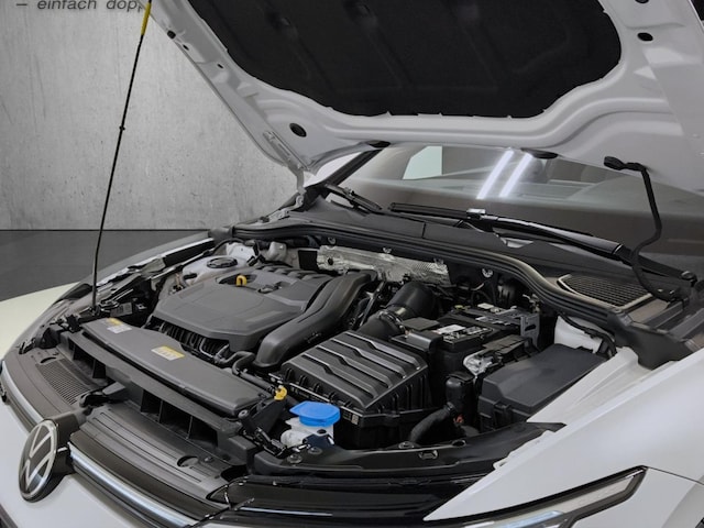 Volkswagen Golf 1.5 TSI DSG R-Line