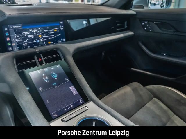 Porsche Taycan GTS Sport Turismo