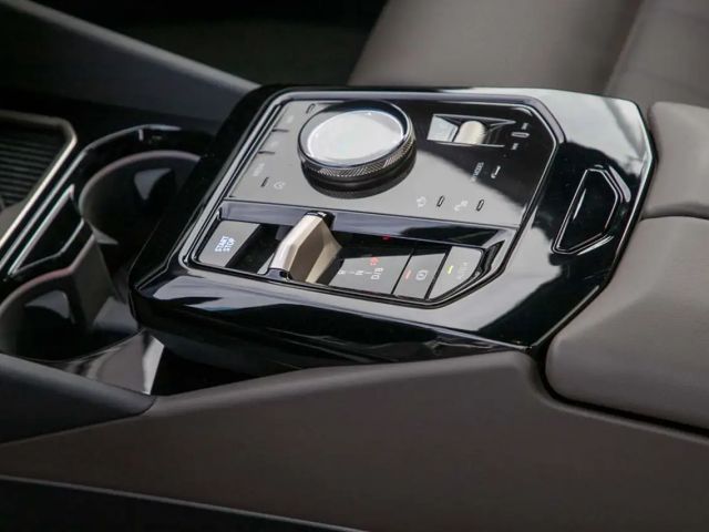 BMW i5 M-Sport Sedan eDrive40