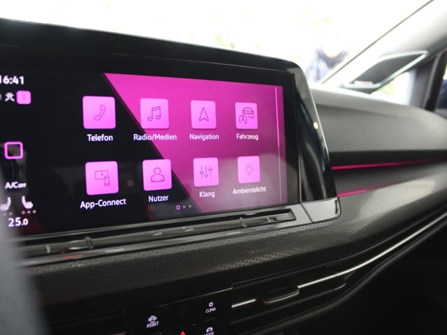 Volkswagen Golf 2.0 TSI Golf VIII