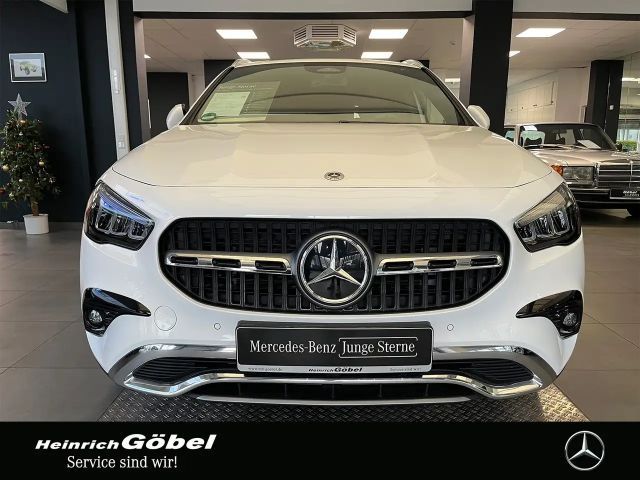 Mercedes-Benz GLA 220 4MATIC Progressive