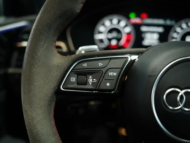 Audi RS4 Avant Quattro