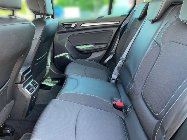 Renault Megane Combi Hybrid Intens