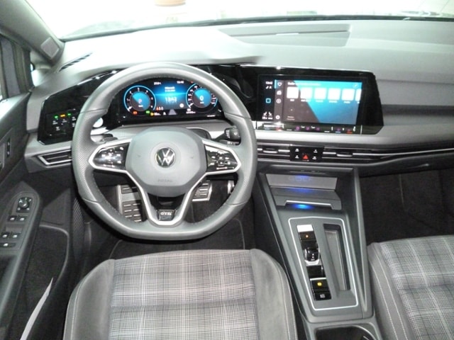 Volkswagen Golf 2.0 TDI DSG Golf VIII