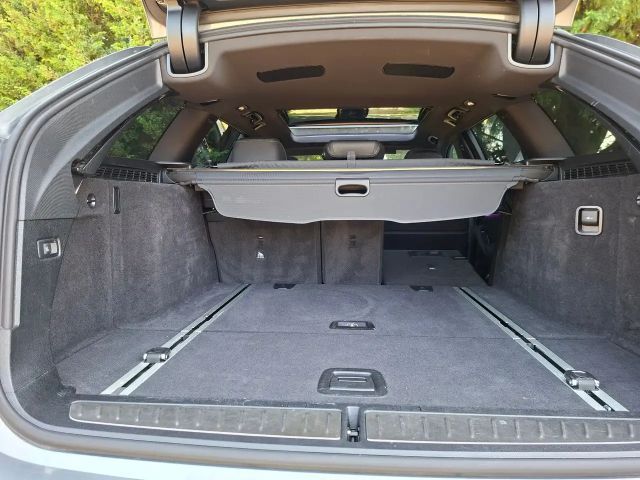 BMW 530 530d Luxury Line Touring xDrive