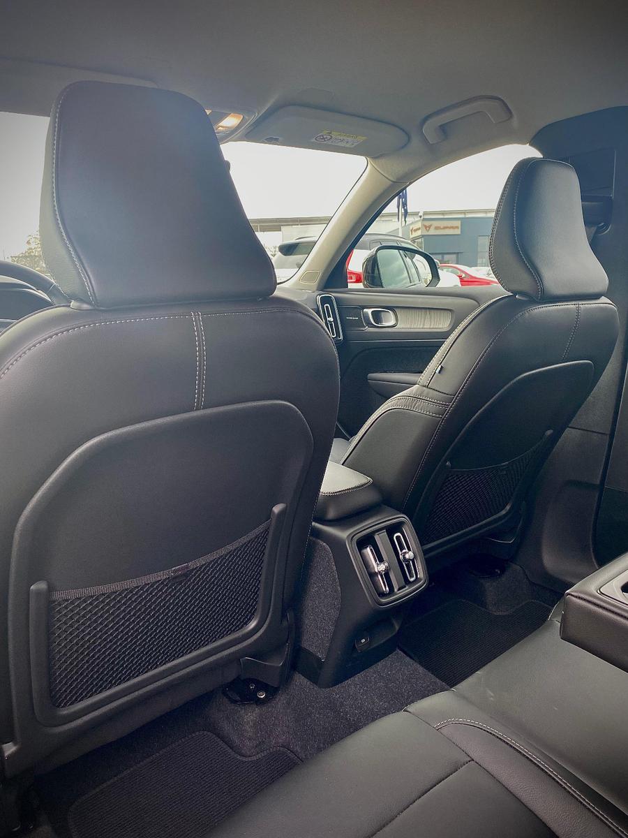 Volvo XC40 Dark Plus