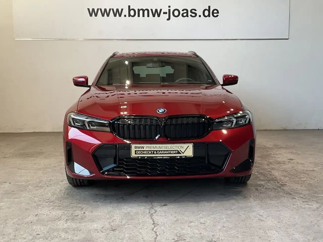 BMW 330 330e M-Sport xDrive