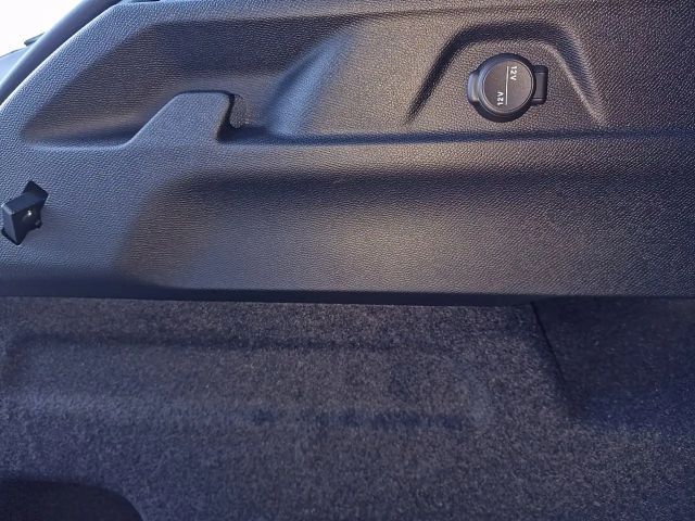 Peugeot E-3008 Dual-Elektromotor "Launch Edition" 325 AWD "Jän...