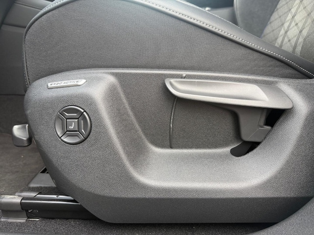 Volkswagen Tiguan 1.5 eTSI