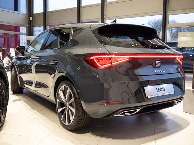 Seat Leon 1.5 eTSI FR-lijn