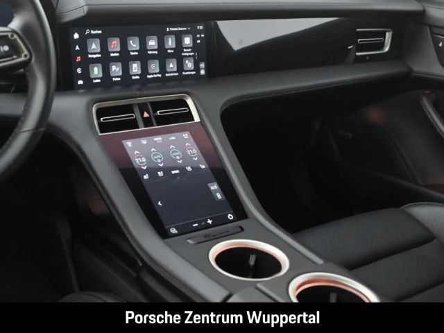 Porsche Taycan 4 Cross Turismo