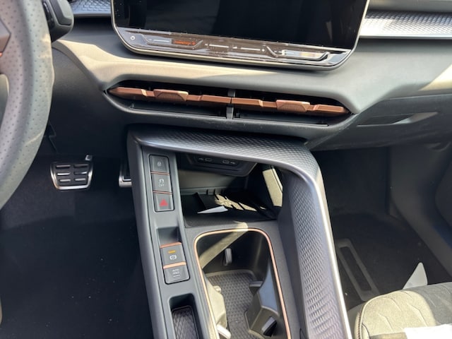 Cupra Terramar 1.5 e-Hybrid VZ