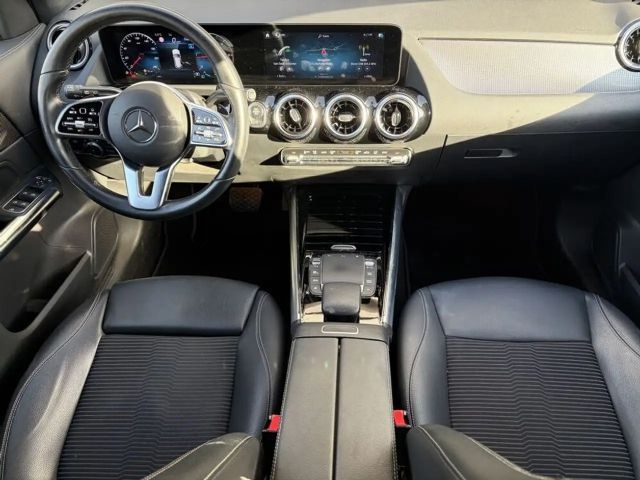 Mercedes-Benz GLA 200 GLA 200 d