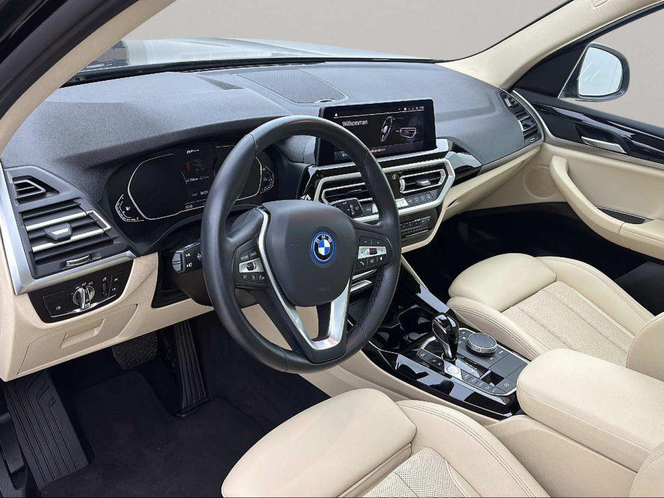 BMW X3 xDrive30e