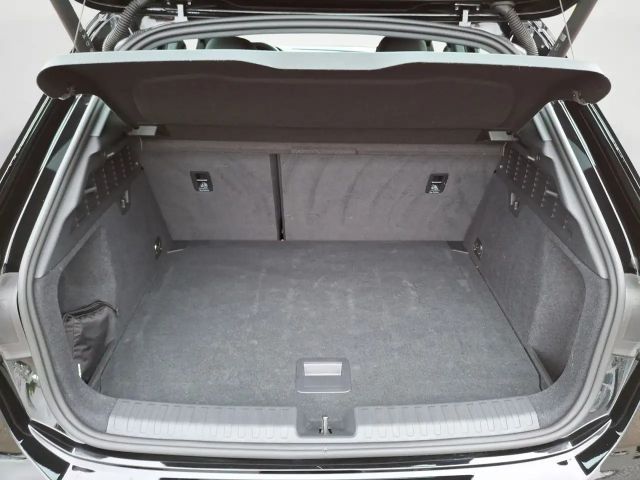 Audi A3 30 TFSI Sedan